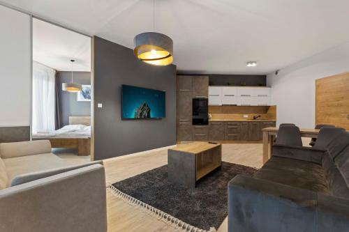LAM Anthracite w AC & balcony, Bratislava