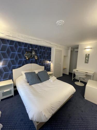 1 queen bed