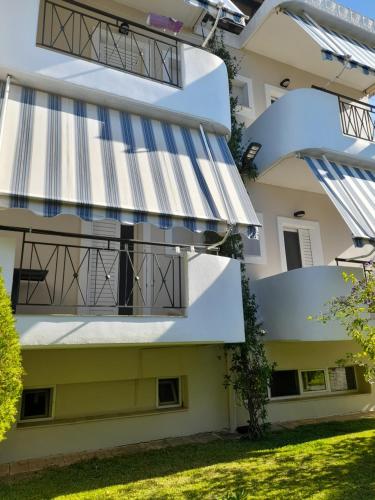 Eleonas Apartments in Rodavgi