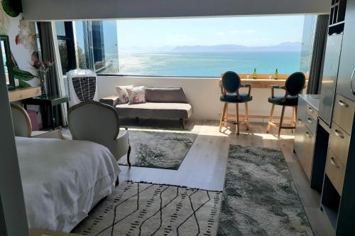 View, 65 on Cliff Home in De Kelders