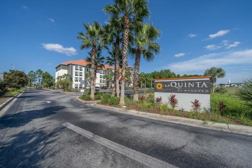 La Quinta by Wyndham PCB Pier Park area