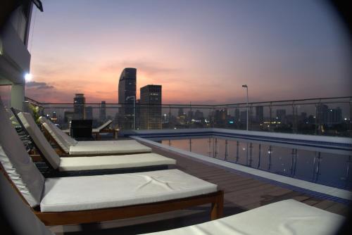 Úszómedence, Residence 110 near Wat Phnom