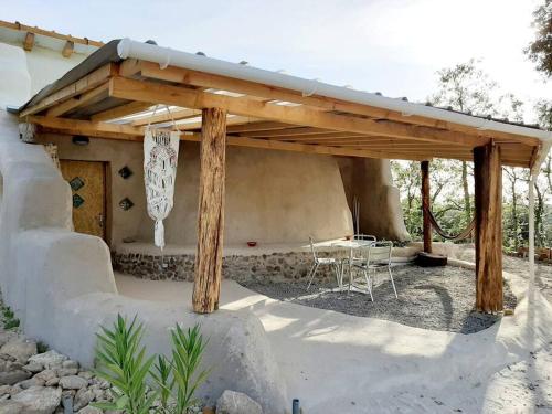 Terramadome, "O pequeno Dome CASA 1" in Penamakora