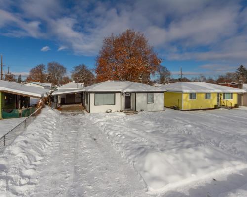 Adorable 2 BD 1 BTH Home Minutes Away from Gonzaga