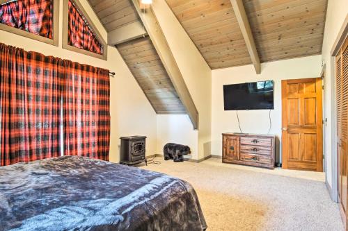 Lake Arrowhead Cabin with Lush Yard about 5Mi to Village! - image 29