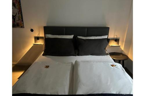 Square Rooms 8 - image 5