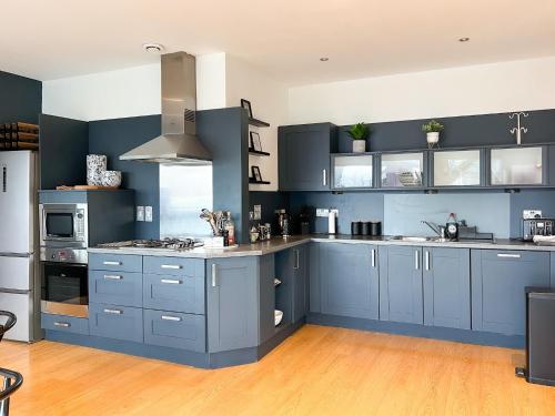 Lovely 2 Bed Duplex Apartment with Hydro Views, Glasgow (foto 5)