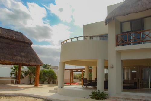 . Villa Karpatos