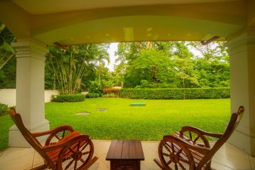 Nice 2 bedr Colina 1F in Los Suenos by Stay in CR