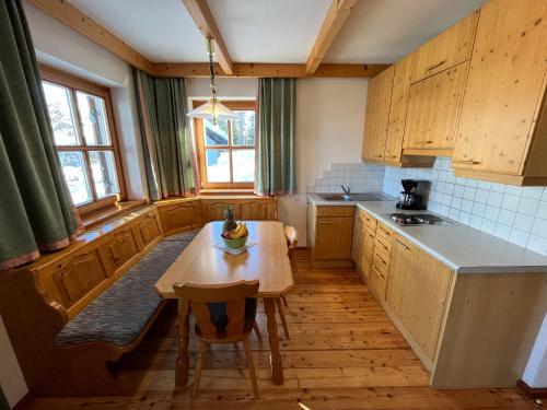 Cocina, Almhaus Lärchegg (Almhaus Larchegg) in Hermagor