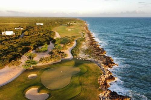 Luxury Romana South Beach in La Caña