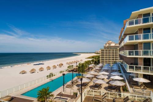 スイミングプール, JW マリオット マルコ アイランド ビーチ リゾート (JW Marriott Marco Island Beach Resort) in マルコ島（FL）