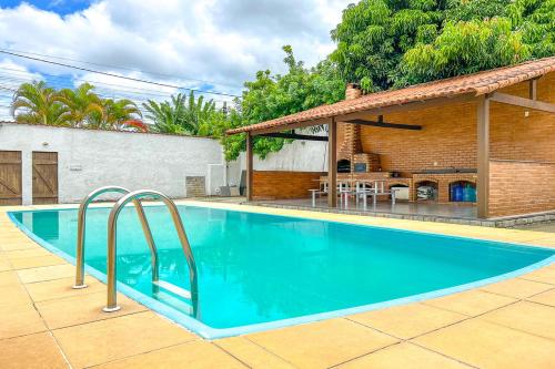 Incrivel casa c piscina em Parque Nanci-Marica RJ