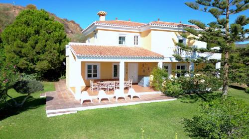  Gran villa con vistas al mar y piscina privada in Málaga