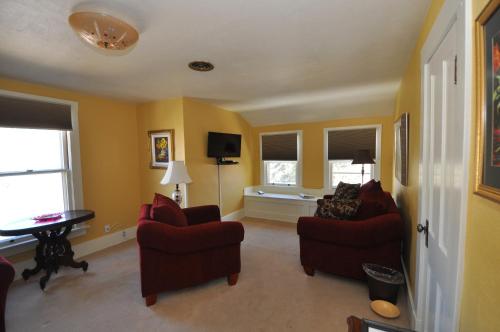 Avenue Hotel Bed and Breakfast