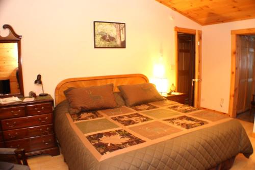 Deluxe King Suite