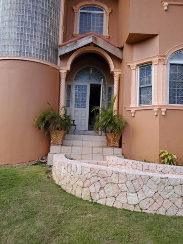 Prestige at Westgate Hills-4 Bedrooms with Dry Bar