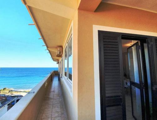  Delizioso attico ad un passo dal blu in 88841 Isola di Capo Rizzuto