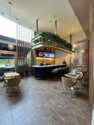 Holiday Inn Bogota Airport by IHG