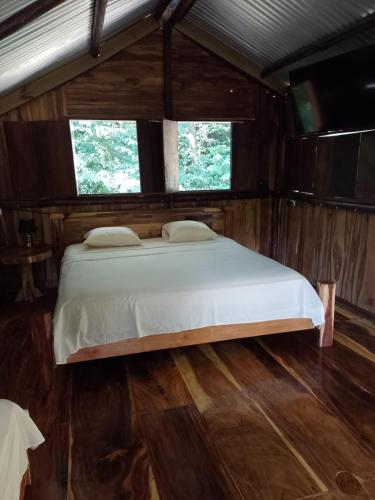 Cabaña Eco-Arte (Cabana Eco-Arte) in Ojochal