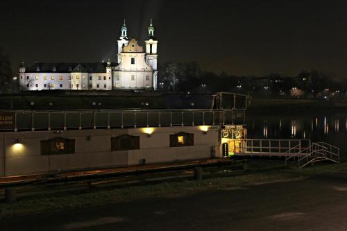 The Boat - Hostel&Chill, Cracovia (foto 6)