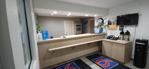 المرافق, Motel 6 Alamogordo, NM in الاموجوردو