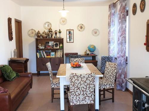  Vesime Villa with Garden in Vesime