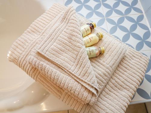 Pond Cottage - image 10