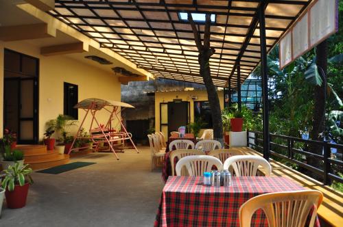 Hotel Oasis, Mount Ābu