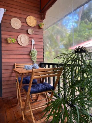 BEACH BUNGALOW - OUTDOOR net on the beach - Working Desk near Dusit Dhewa - Samui Cultural Center and Fine Art of South East Asia