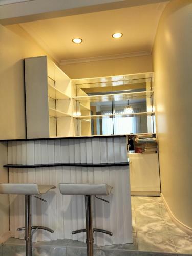 12 mins to Mel Airport-Good Wood House