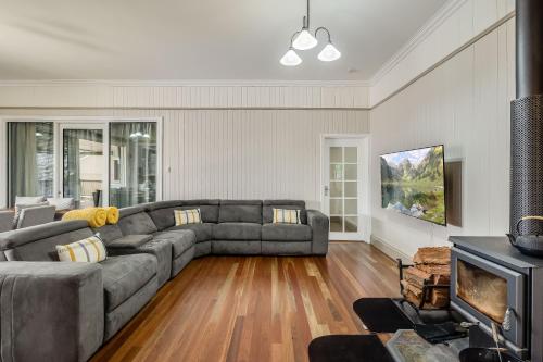 Elegant, Stunning & Central! East Side Gem!, Toowoomba (fotografie 3)