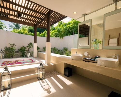 Beach Residence with Plunge Pool image 8