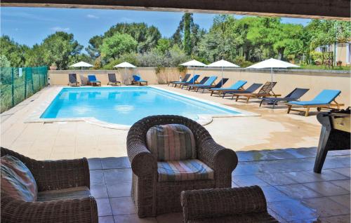 Holiday home Golf de St. Thomas - image 12