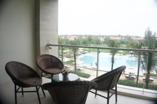 Sunshine Apartment in 5* resort