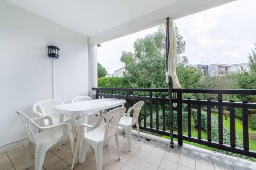 Two-Bedroom Apartment room in Le Lundi au Soleil - T3 à 250 m de la plage
