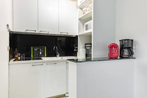 Two-Bedroom Apartment image 6