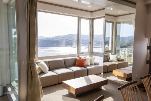 Samson Hotel – Hirado, AZ