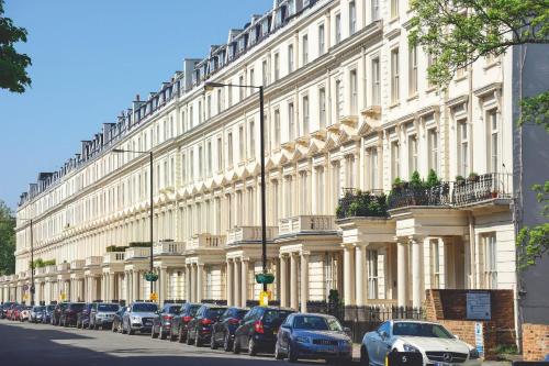 HYDE PARK, OXFORD STREET, PADDINGTON, BEAUTIFUL 3 BEDROOMS,BALCONY, 2 BATH, MANSION BLOCK, MAIDA VALE, W9 NW8 LORDs CRICKET