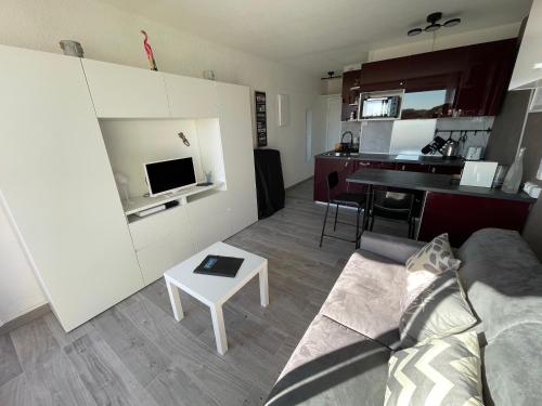 Fasilitas, Superbe studio, terrasse, piscine, parking in Le Grau-du-Roi