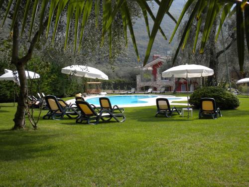 Eco Hotel Benacus - 수영장