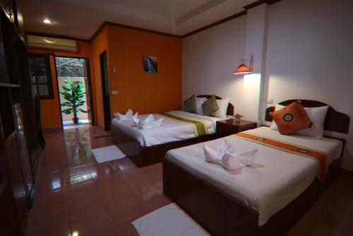 Coconut House Resort – Ko Samui, UT