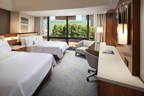 2 double beds