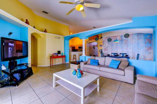 Fascinating Lake View With Private Pool And Game-Room, Near Disney!! image