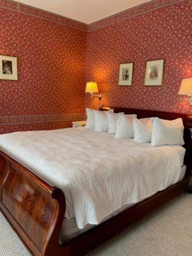 Central House Inn - image 14