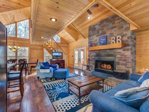 Roberts Retreat in Dandridge, USA