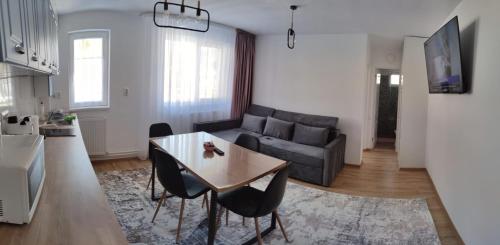 المرافق, Cavnic Hills Apartments in Cavnic