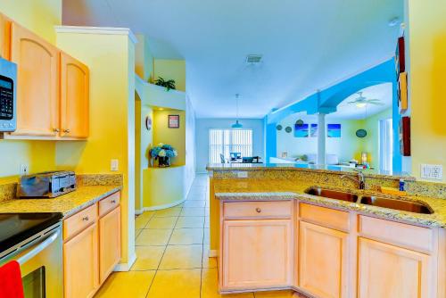Fascinating Lake View With Private Pool And Game-Room, Near Disney!! Fascinating Lake View With Private Pool And Game-Room, Near Disney!!
