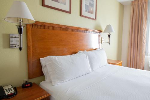 Candlewood Suites New Iberia, an IHG Hotel