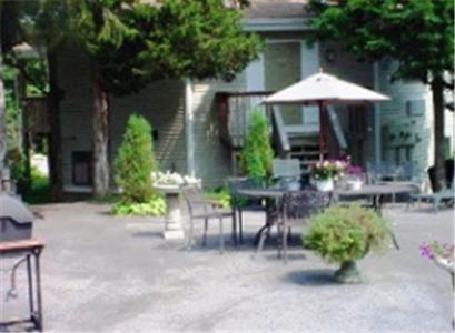 Létesítmények, Cedar Park Inn in North Stonington